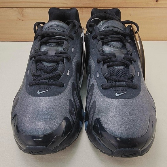 Nike Air Max 💅 Dn8 Sneakers Black Metallic Athletic Shoes HF5509-002 NEW - Picture 9 of 11